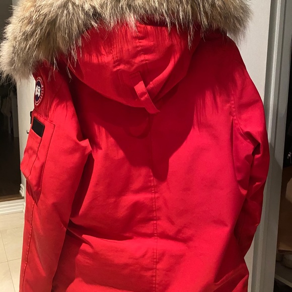 Sold - Picture 3 of 8